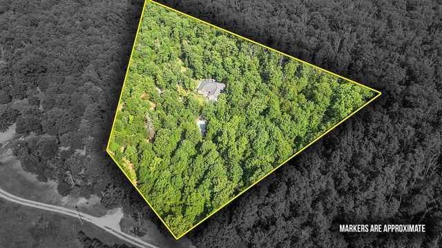 7221 E State Highway 90, Pineville, MO 64856