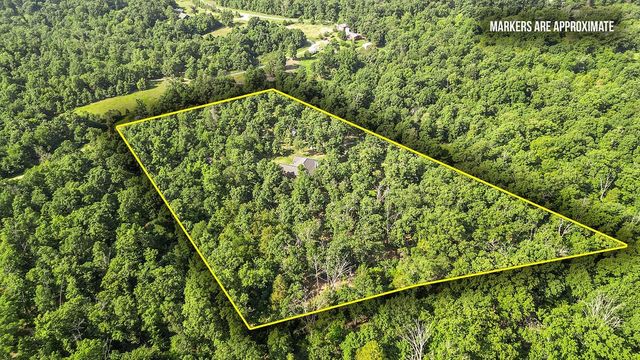 7221 E State Highway 90, Pineville, MO 64856