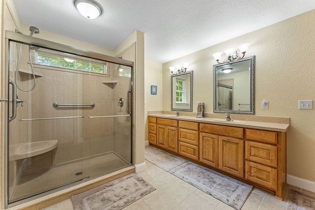 7221 E State Highway 90, Pineville, MO 64856