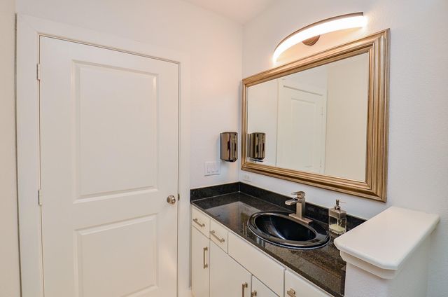 1901 Post Oak Boulevard 1501, Houston, TX 77056