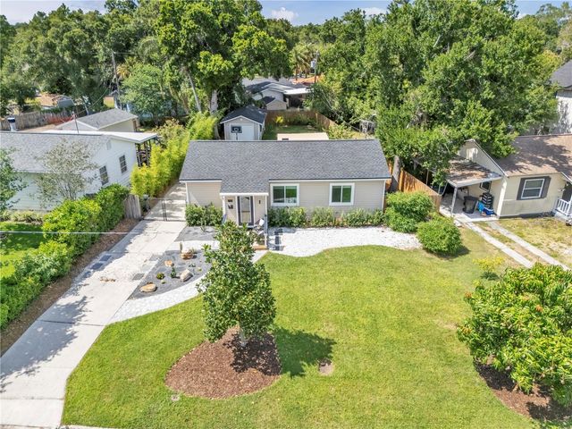 735 40TH AVENUE N, St Petersburg, FL 33703