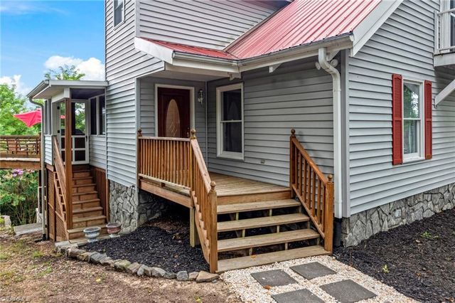 197 Fairview Drive, Traphill, NC 28685