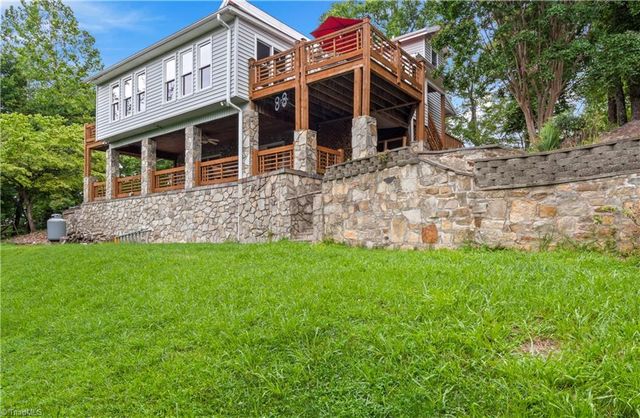 197 Fairview Drive, Traphill, NC 28685