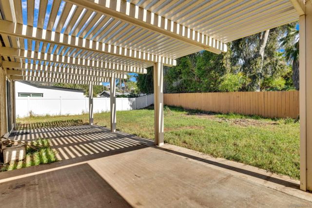 805 Avenida Taxco, Vista, CA 92084