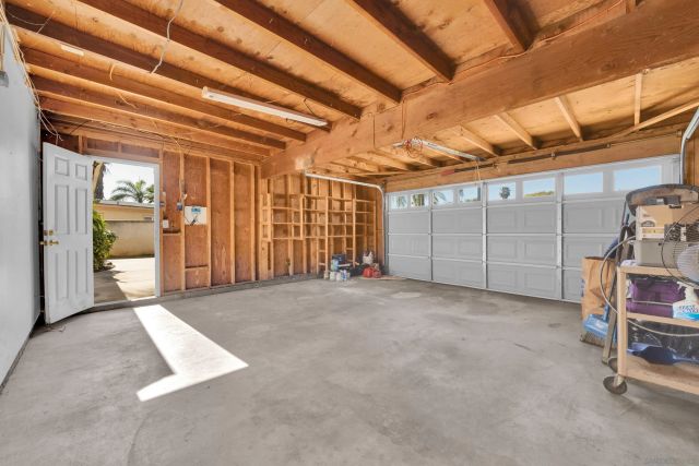 805 Avenida Taxco, Vista, CA 92084