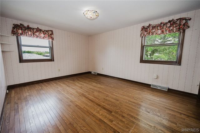 4633 Deerfield Road, Hamburg, NY 14075