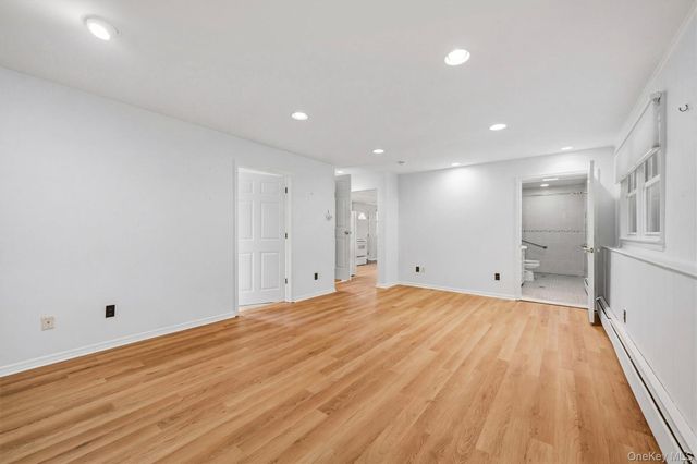 6 May Court, Stony Point, NY 10980