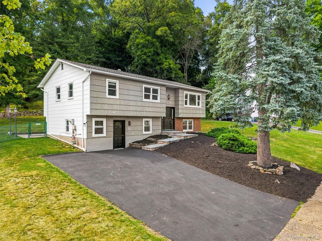 6 May Court, Stony Point, NY 10980