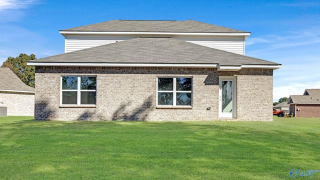 6 Lucy Cove, Fayetteville, TN 37334