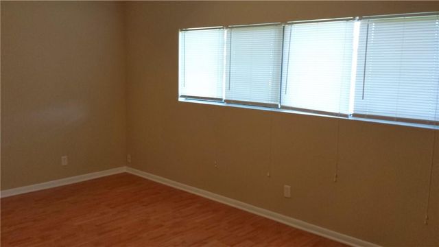 4728 NW 90th Avenue, Sunrise, FL 33351