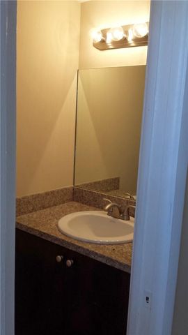 4728 NW 90th Avenue, Sunrise, FL 33351