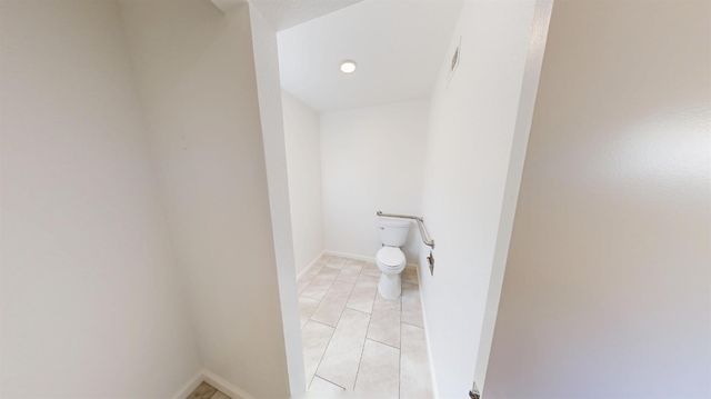 1381 Peach Tree Ln, Yuba City, CA 95993