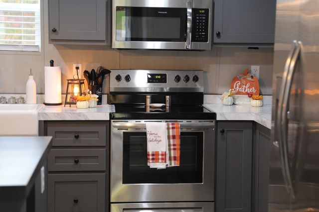 31 BIG BIRD LN, Crimora, VA 24431