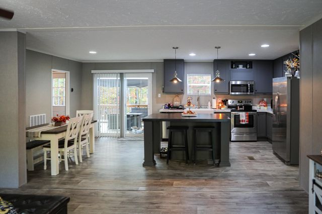 31 BIG BIRD LN, Crimora, VA 24431