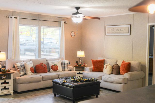 31 BIG BIRD LN, Crimora, VA 24431