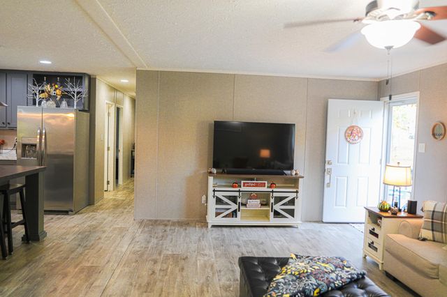 31 BIG BIRD LN, Crimora, VA 24431