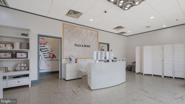 187 FRANKLIN MILLS BLVD, Philadelphia, PA 19154