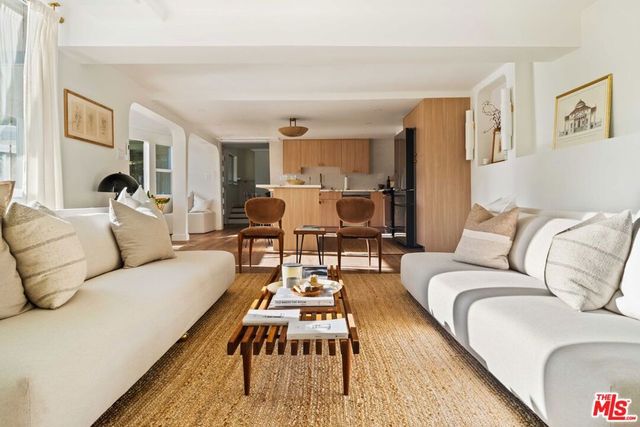 8223 Yucca Trail, Los Angeles, CA 90046