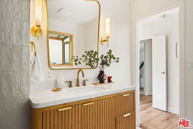 8223 Yucca Trail, Los Angeles, CA 90046