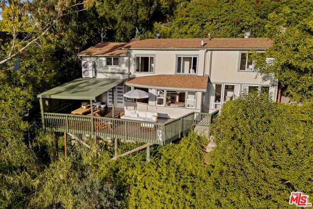 8223 Yucca Trail, Los Angeles, CA 90046