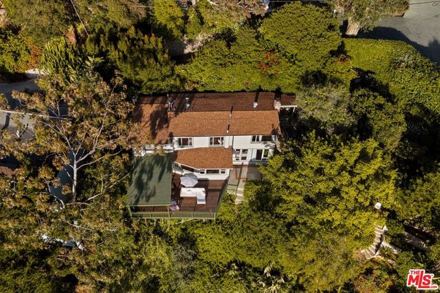 8223 Yucca Trail, Los Angeles, CA 90046