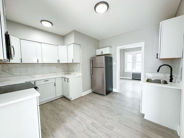 4045 W Argyle Street 2, Chicago, IL 60630