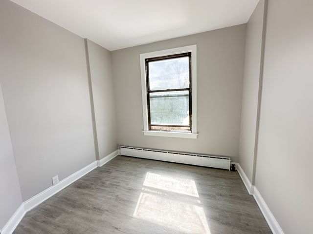 4045 W Argyle Street 2, Chicago, IL 60630