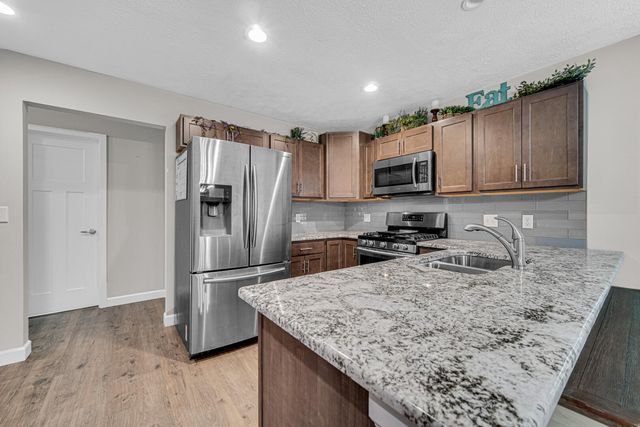 320 Bordeaux Drive, La Porte, IN 46350