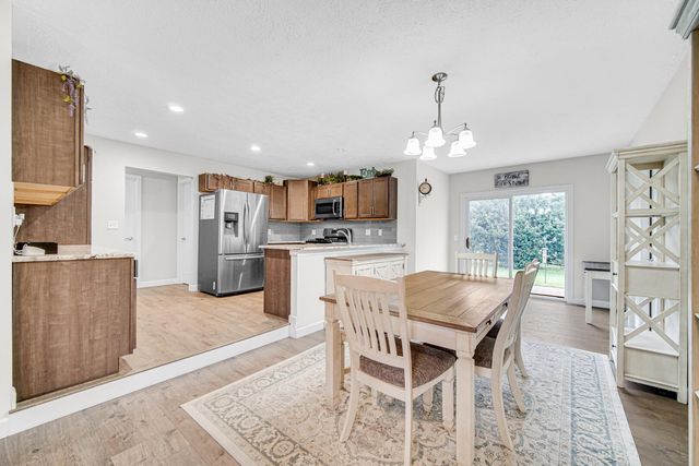 320 Bordeaux Drive, La Porte, IN 46350