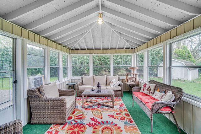 320 Bordeaux Drive, La Porte, IN 46350