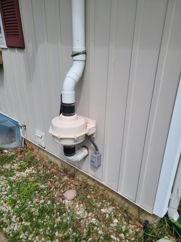 320 Bordeaux Drive, La Porte, IN 46350