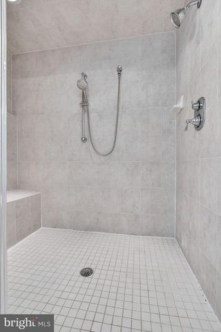 24340 BROAD CREEK DR, Hollywood, MD 20636