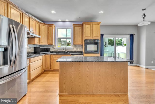 24340 BROAD CREEK DR, Hollywood, MD 20636