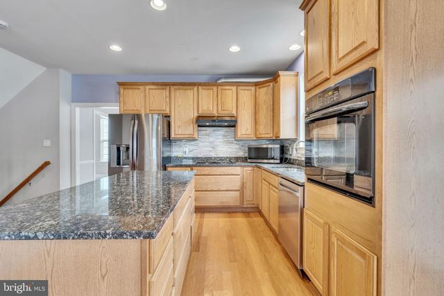 24340 BROAD CREEK DR, Hollywood, MD 20636