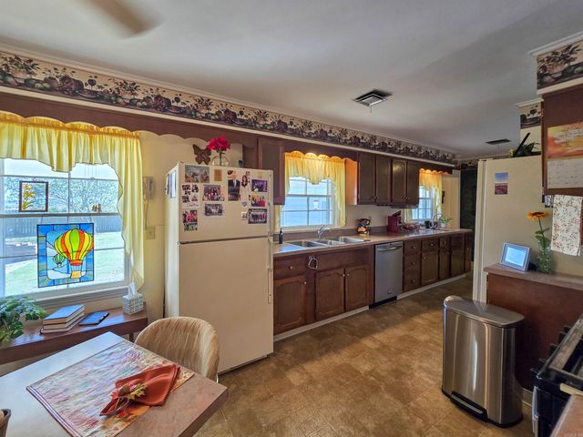 605 Julianne Street, Lepanto, AR 72354