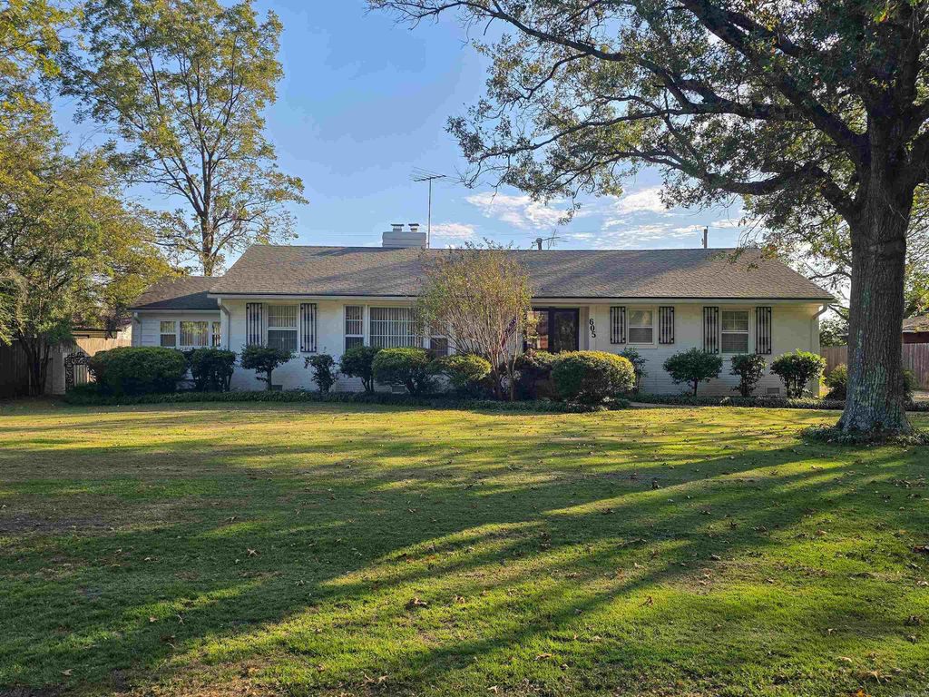 605 Julianne Street, Lepanto, AR 72354
