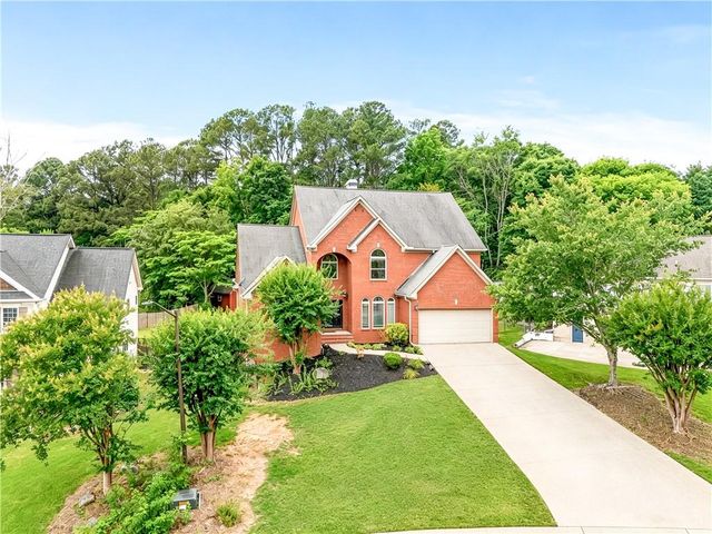 111 Fawn Court, Woodstock, GA 30189