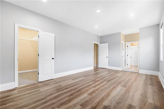 111 Fawn Court, Woodstock, GA 30189