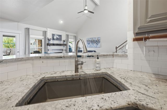 4108 S Redwood Avenue, Broken Arrow, OK 74011