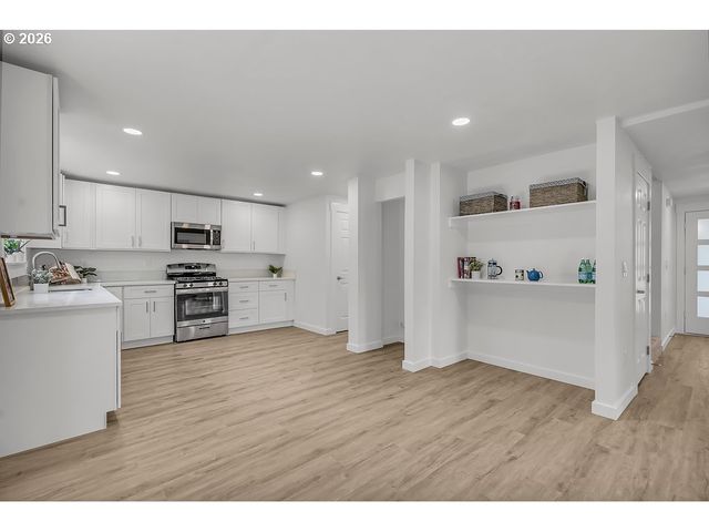 18866 Sw SAMMY Dr, Beaverton, OR 97003