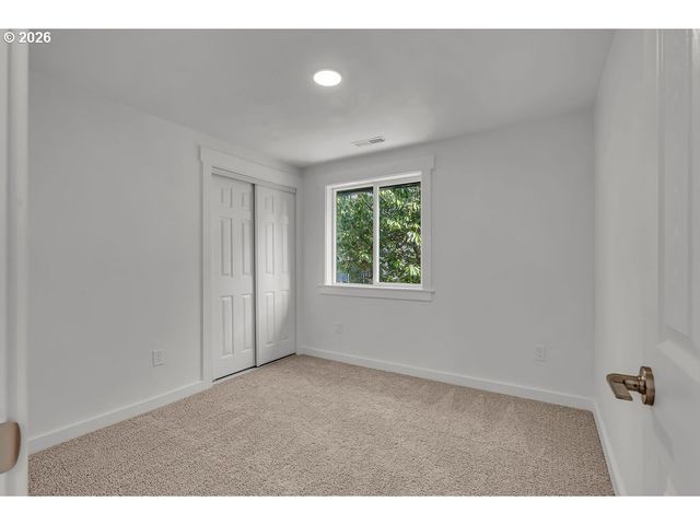 18866 Sw SAMMY Dr, Beaverton, OR 97003
