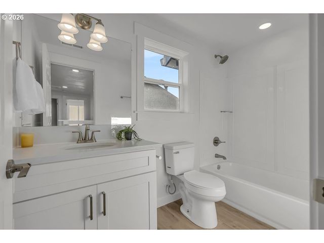 18866 Sw SAMMY Dr, Beaverton, OR 97003