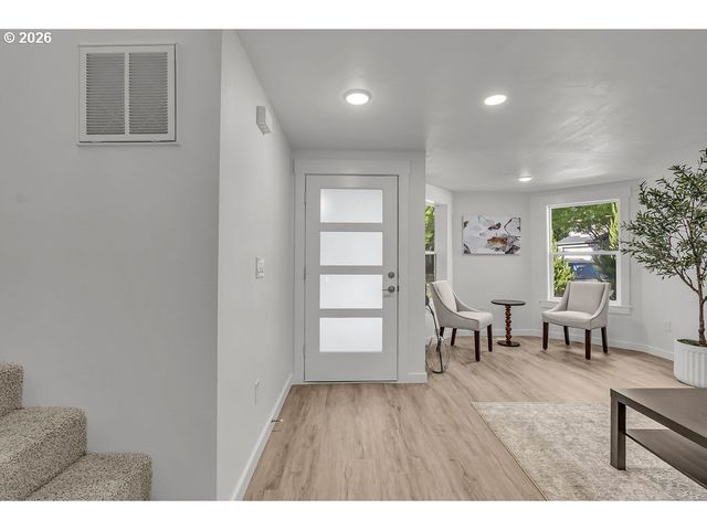 18866 Sw SAMMY Dr, Beaverton, OR 97003