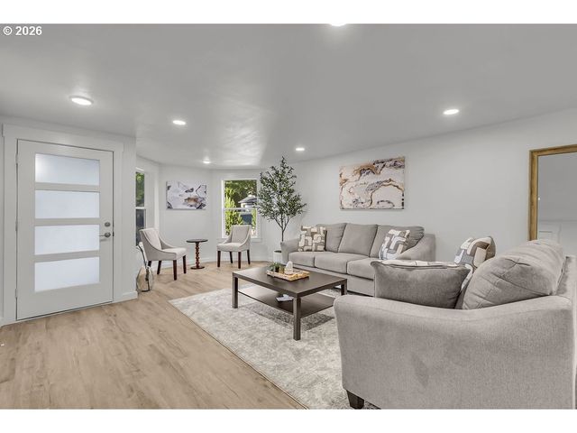 18866 Sw SAMMY Dr, Beaverton, OR 97003