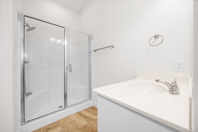 422 Stoneridge Drive, Hillsboro, TX 76645