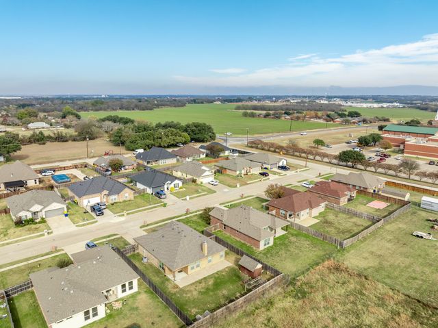 422 Stoneridge Drive, Hillsboro, TX 76645