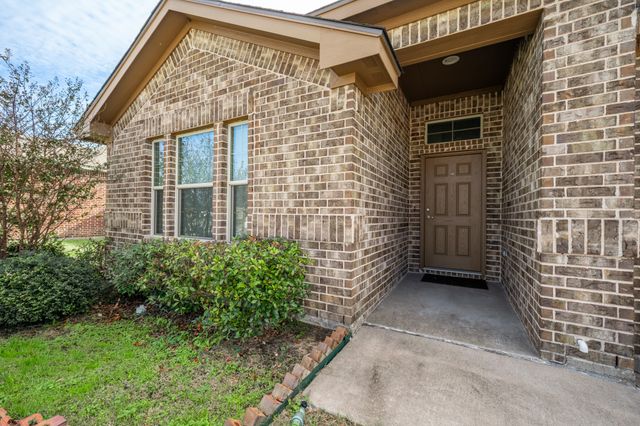 422 Stoneridge Drive, Hillsboro, TX 76645