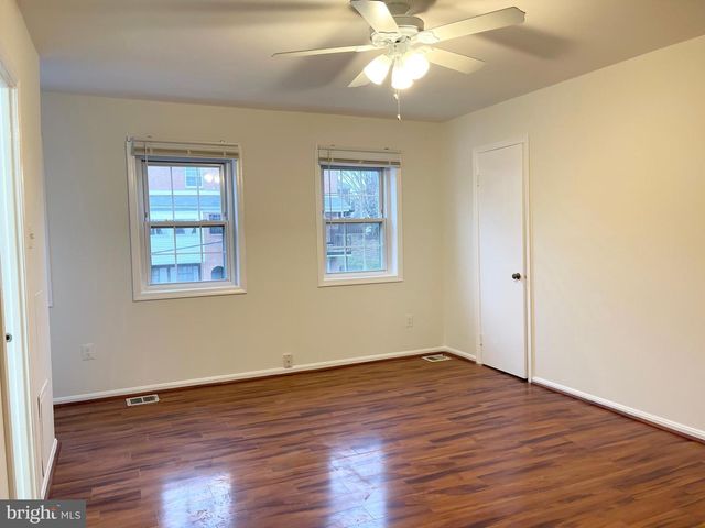 8014 LAKECREST DR, Greenbelt, MD 20770