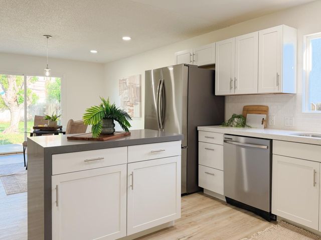 878 Carol Ave, Merced, CA 95341