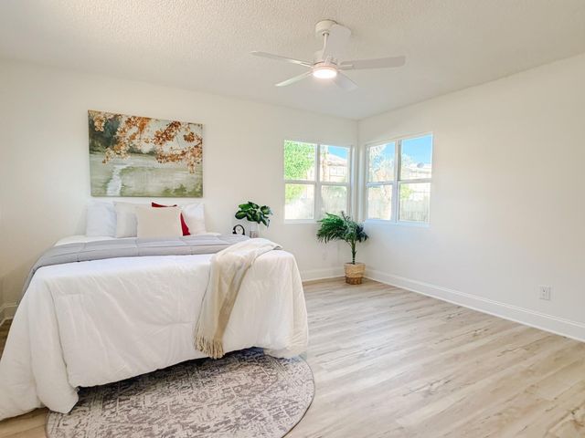 878 Carol Ave, Merced, CA 95341